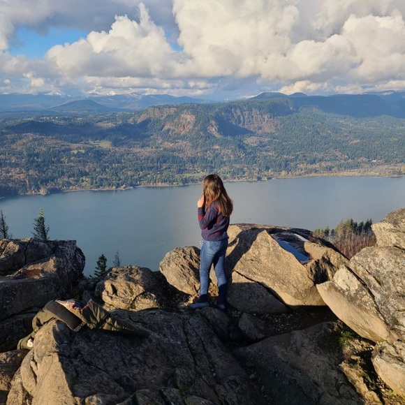 Meet your Posher, Sally - Picture 1 of 1